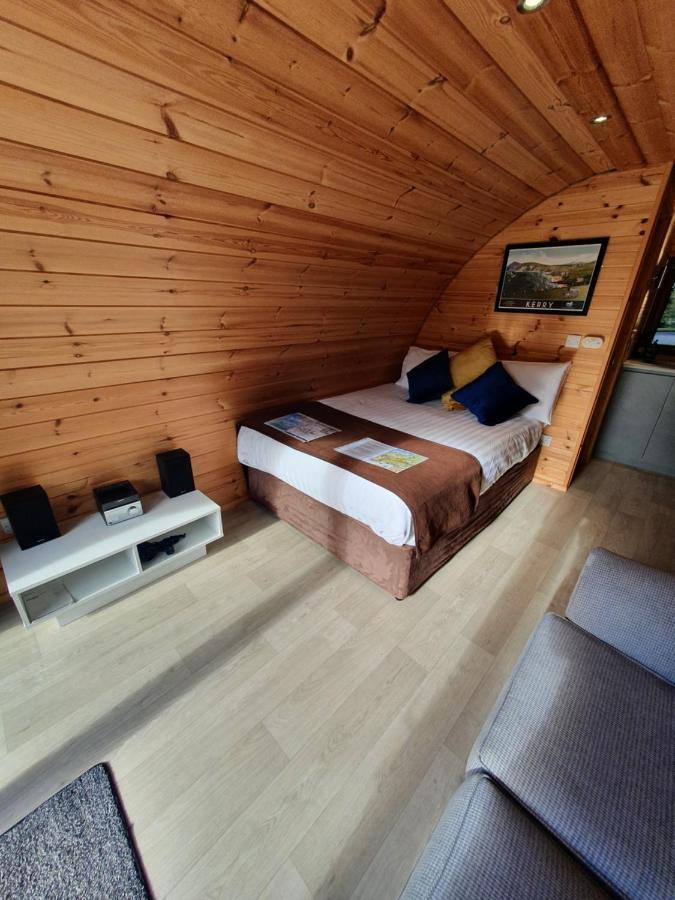 Priory Glamping Pods And Guest Accommodation คิลลาร์นีย์ ภายนอก รูปภาพ