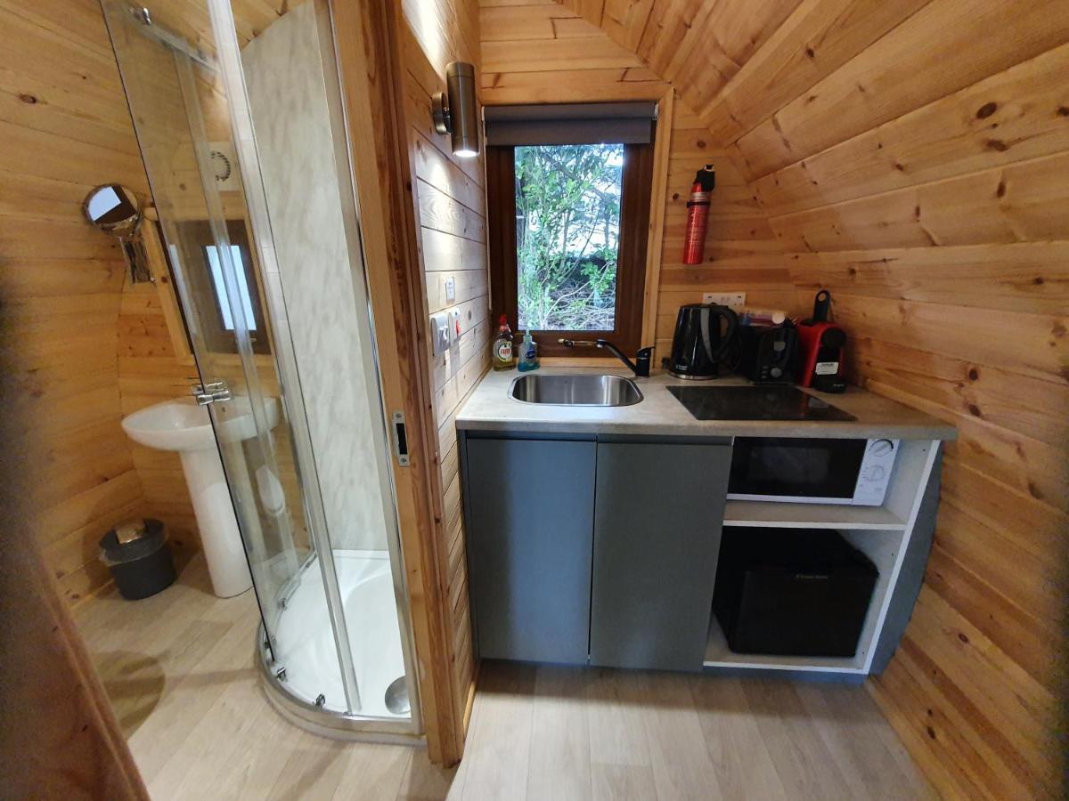Priory Glamping Pods And Guest Accommodation คิลลาร์นีย์ ภายนอก รูปภาพ