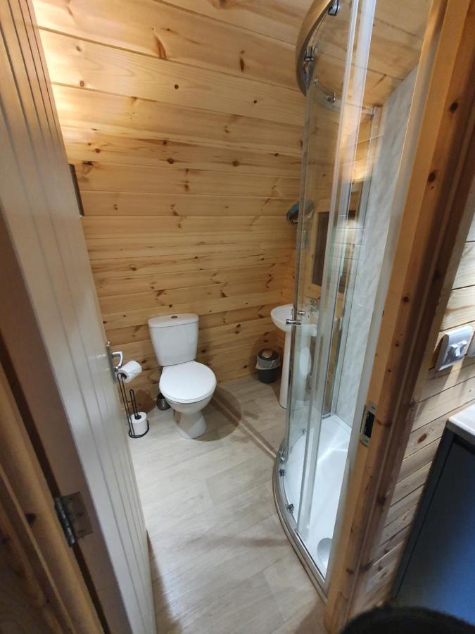 Priory Glamping Pods And Guest Accommodation คิลลาร์นีย์ ภายนอก รูปภาพ