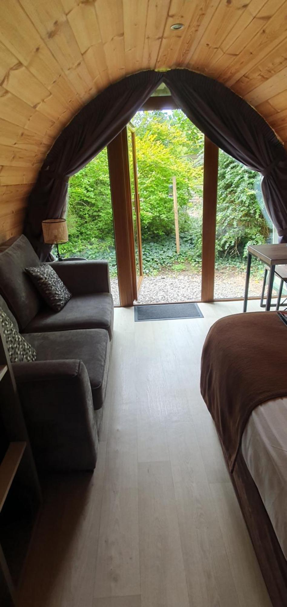 Priory Glamping Pods And Guest Accommodation คิลลาร์นีย์ ภายนอก รูปภาพ