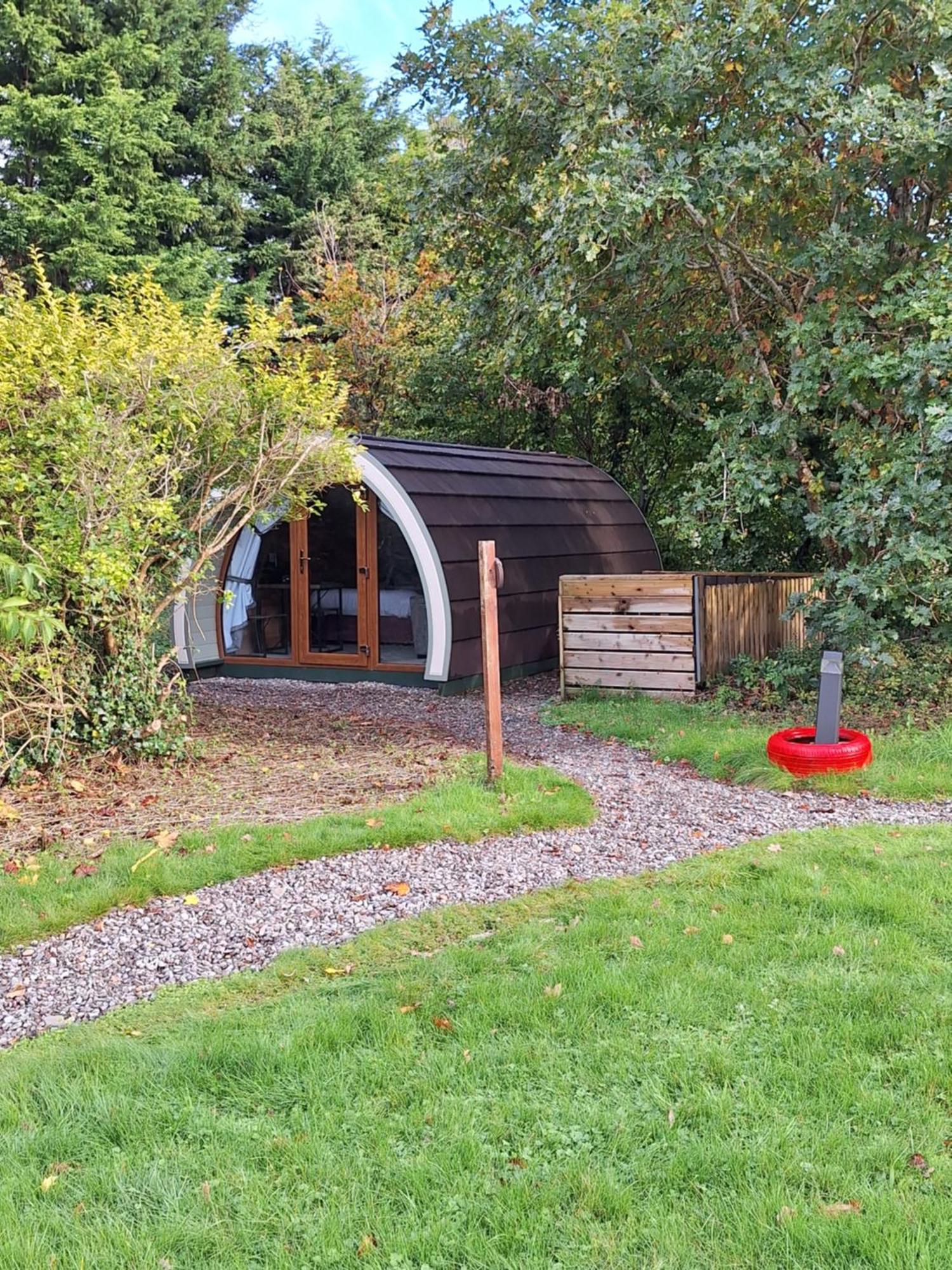Priory Glamping Pods And Guest Accommodation คิลลาร์นีย์ ภายนอก รูปภาพ